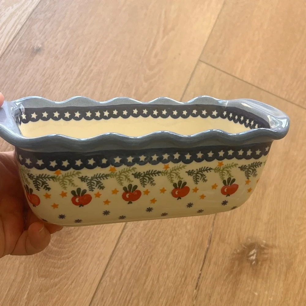Wiza Polish Pottery Loaf Pan Boleslawiec Handmade Stoneware Apple Star Pattern